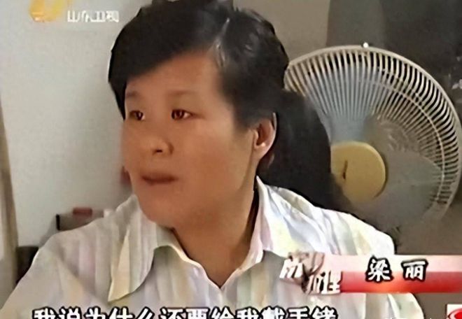 中欧体育平台保洁阿姨捡到破烂纸箱被逮捕之后判无期徒刑箱子打开后傻眼了(图1)